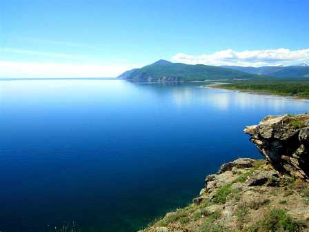Удивительная красота озера Байкал: самое глубокое и чистое озеро на планете