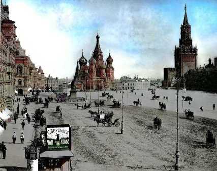 Городская история в стенах Красной площади